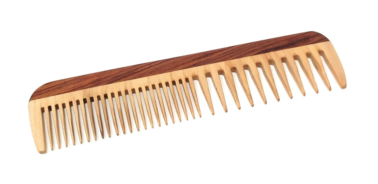 What Are the Benefits of a Wooden Beard Comb?