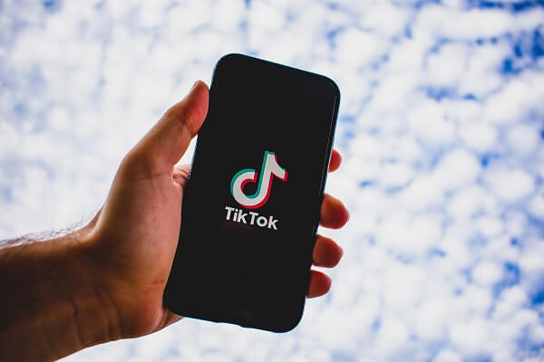 Get the Perfect Baby Face with No Beard Filter on TikTok